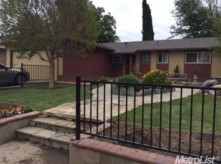9351 Los Torres Dr, Elk Grove, CA 95624