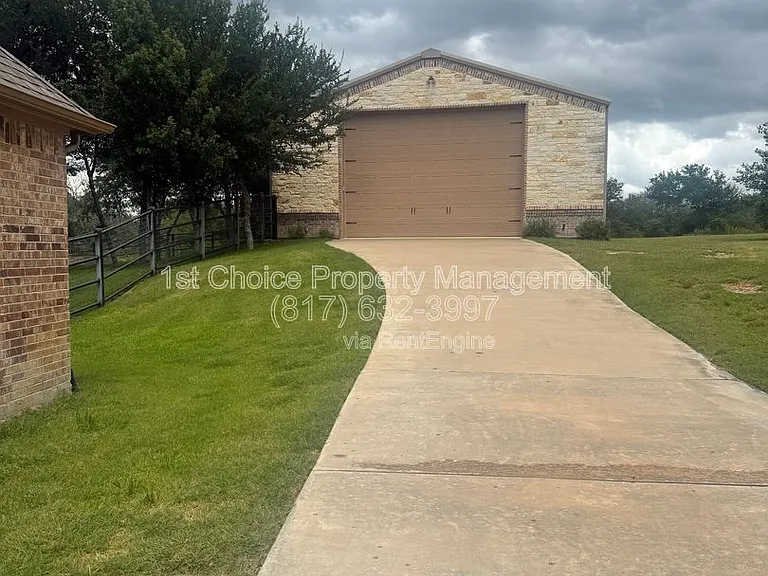 101 Bedding Ln — Photo 3