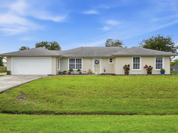 482 SE GALLEON Lane, Port St Lucie, FL 34983