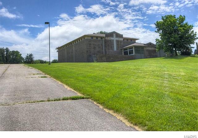 1st image of 10450 Voelkerding Road