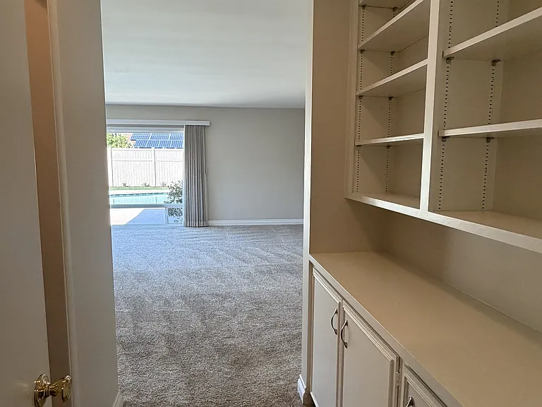 Primary bedroom entry