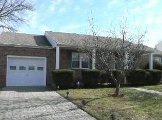 811 Grant Ave, Burlington, NJ 08016