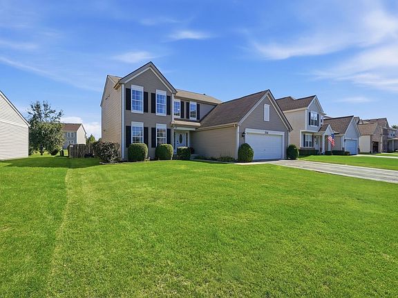 3rd image of 706 Silver Fox Dr
