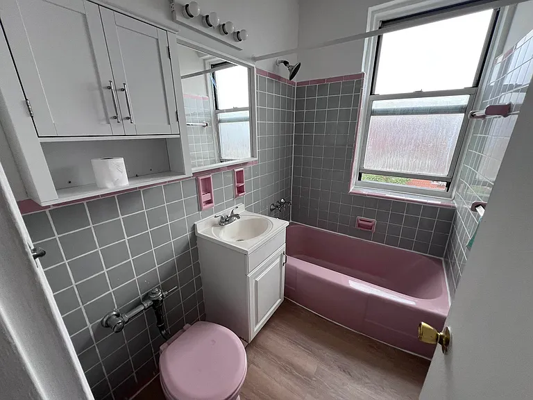 2900 Ocean Ave #6B — Photo 8