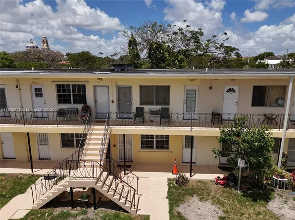 70 NW 77th St APT 28, Miami, FL 33150