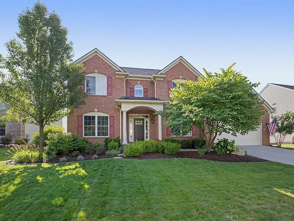 1st image of 758 W Castlebury Cir
