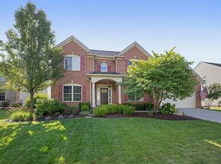 758 W Castlebury Cir, Saline, MI 48176