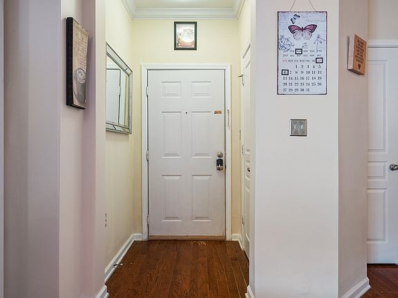 2nd image of 1400 Granby St Unit 417