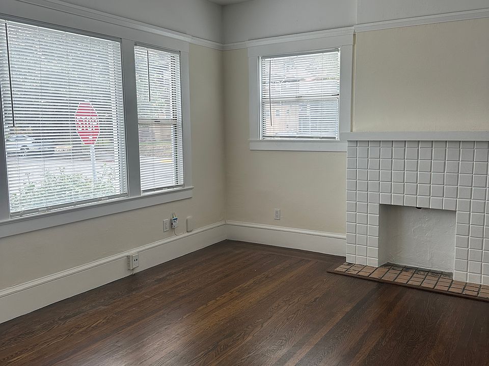 other view of bedroom
