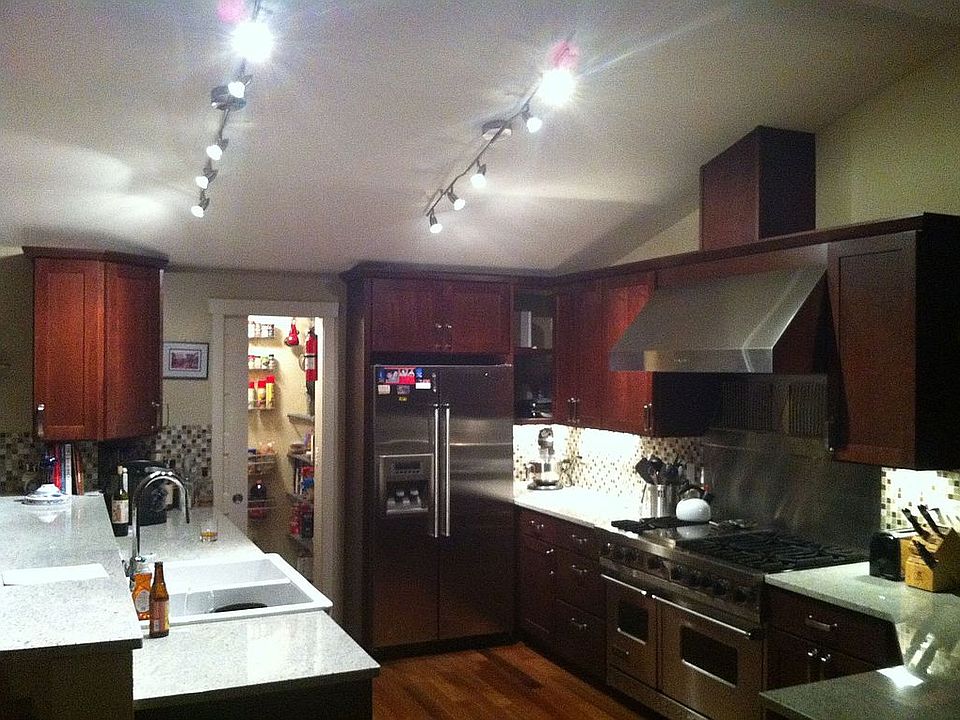 2nd image of 5528 Sugarloaf St
