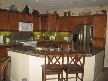 4th image of 3570 Serenade St