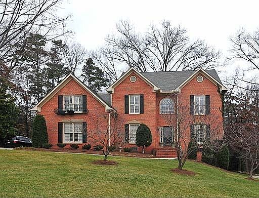 1st image of 1520 Botsford Dr