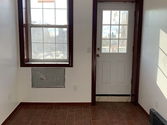 5th image of 813 52nd St Floor 4