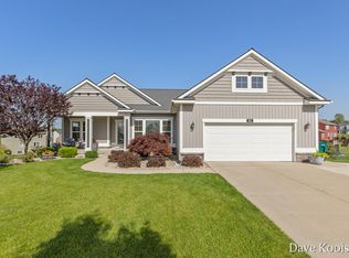 1011 Dreamfield Dr SE, Byron Center, MI 49315