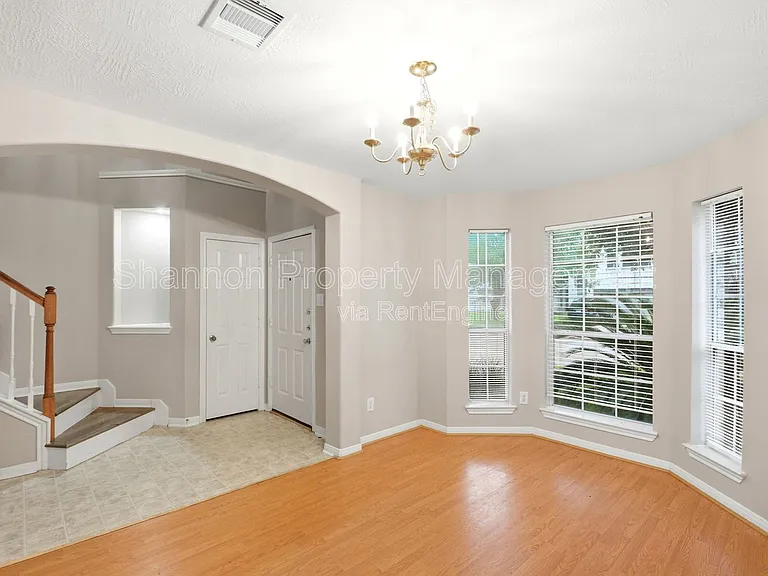 3924 Highland Vale Ct — Photo 5
