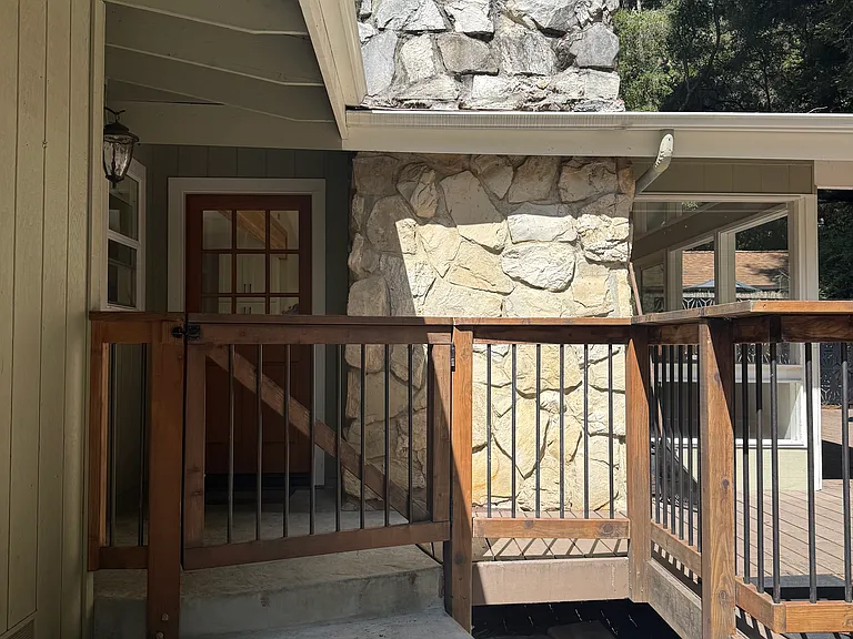 238 Campus Dr — Photo 9