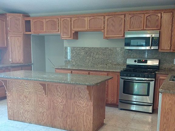 2nd image of 665 Curran Dr