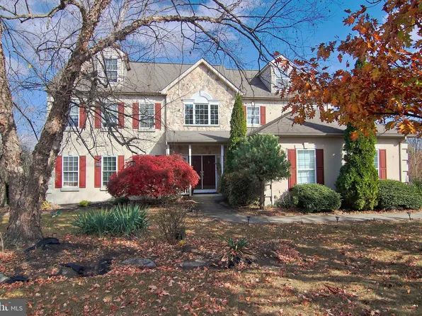 2688 Romig Rd, Gilbertsville, PA 19525