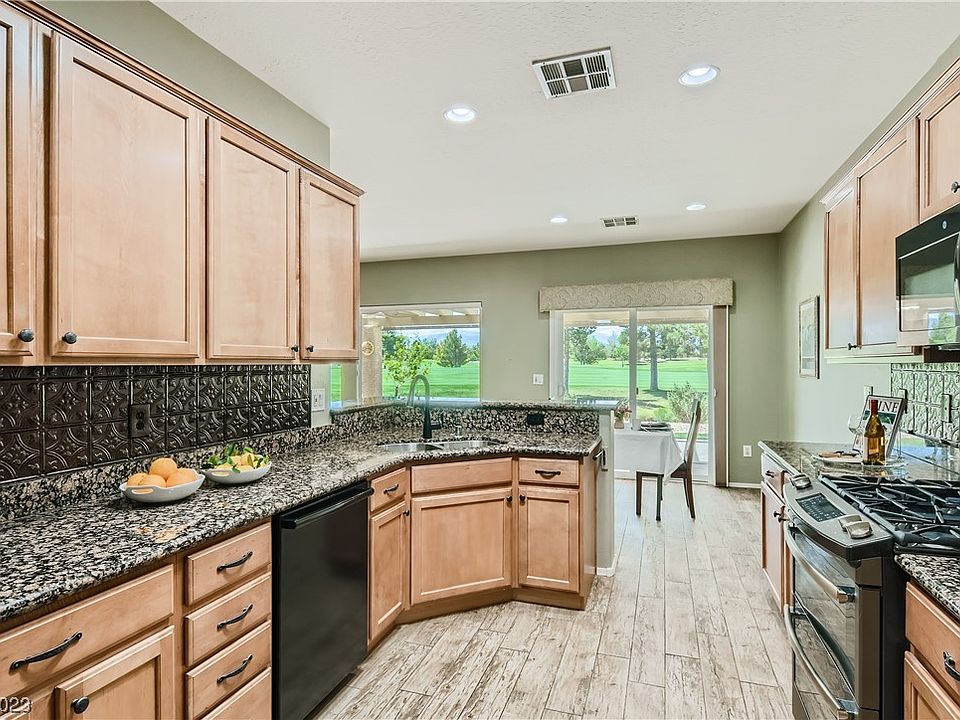 1st image of 7473 Crested Quail St