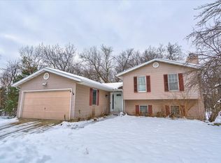 14 Sedona Ct, Madison, WI 53719
