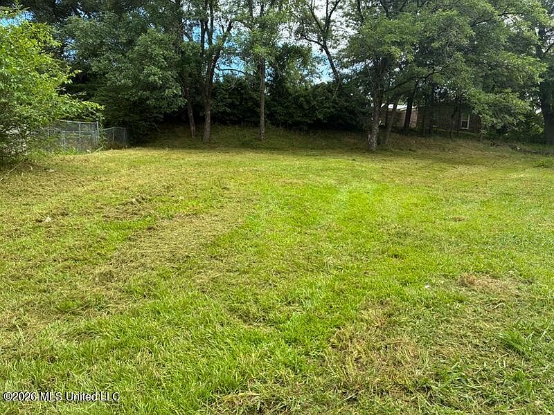 2nd image of 526 Christybrook Cv