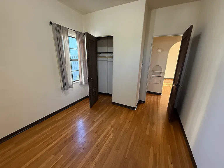 3515 4th Ave — Photo 8