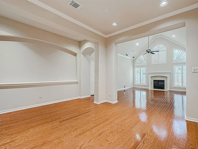 7206 Spring Meadow Ln — Photo 11
