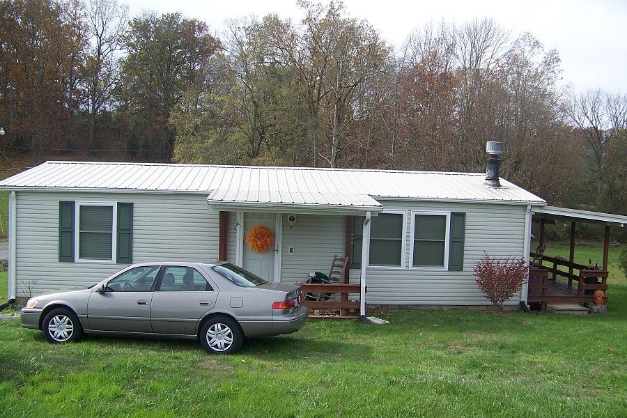 1st image of 2279 Walnut St