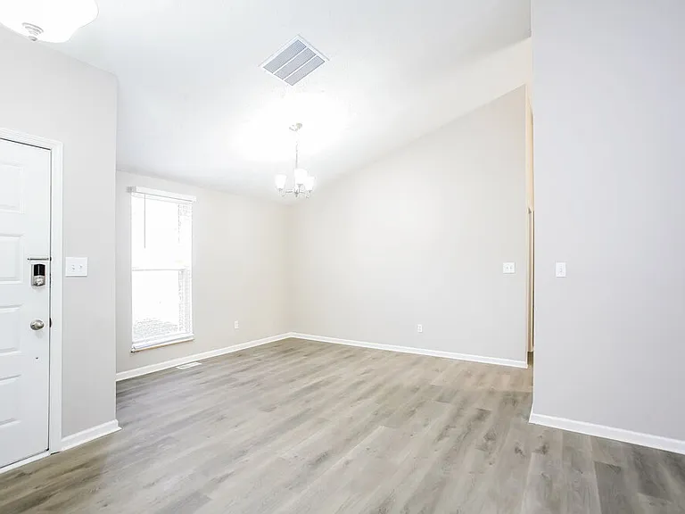 8291 Ontario Ln — Photo 6