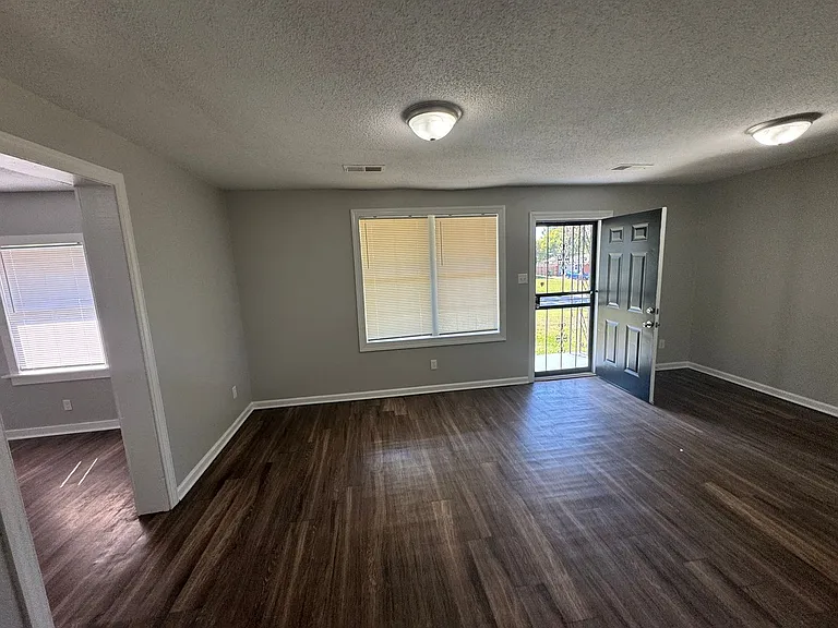 4628 Windward Dr — Photo 9