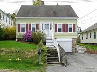 18 Kalmar St, Worcester, MA 01606