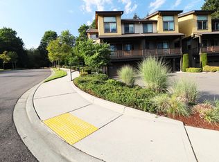 8400 130th Pl SE UNIT A101, Newcastle, WA 98056