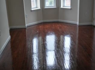 237 S 8th St, Newark, NJ 07103