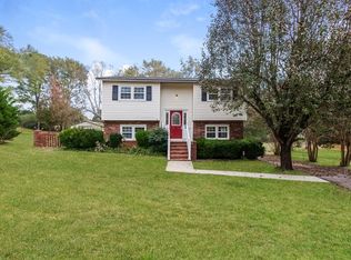 12 Buckskin Rd, Greenville, SC 29607