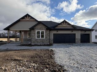 5825 Bridle Way, Madison, WI 53718