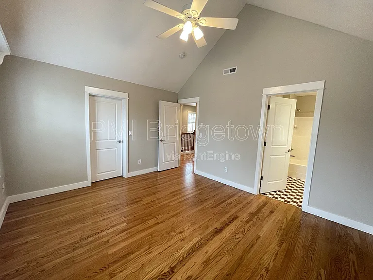 10235 NW Edgewood Dr — Photo 18