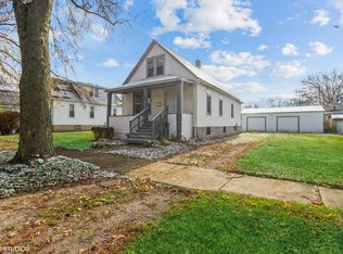 52 W 37th St, Steger, IL 60475