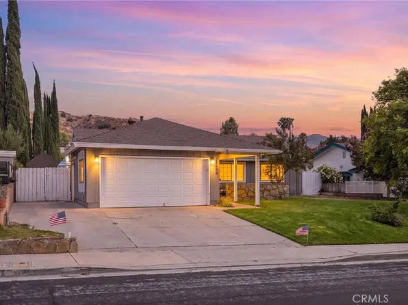 28948 Flowerpark Dr, Santa Clarita, CA 91387