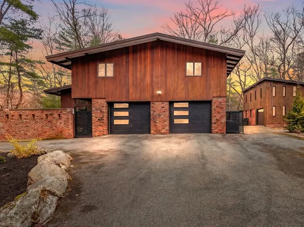 33 Turning Mill Rd, Lexington, MA 02420