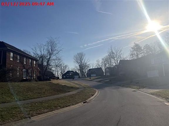 Exterior Neighborhood (street photo)