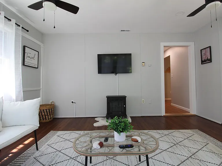 221 Alleghany Dr — Photo 31