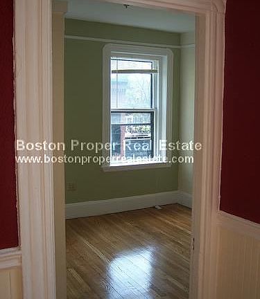 72 REVERE St. #4F Boston - Beacon Hill Unit Photo 3