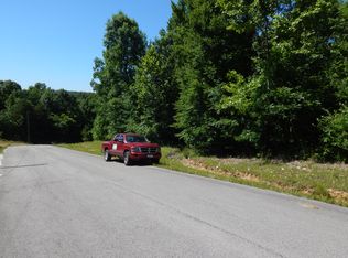 Faye Dr, Waynesboro, TN 38485