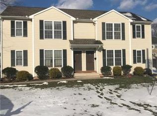 36 Vincent St, West Hartford, CT 06119