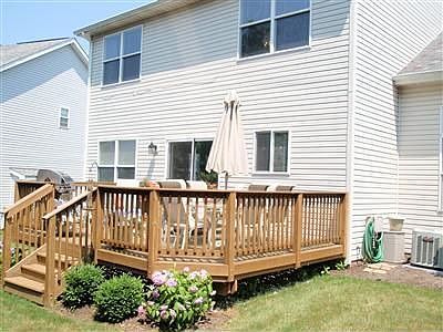 2nd image of 1376 Apple Valley Ct