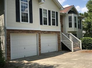 66 Indian Hills Dr, Rydal, GA 30171