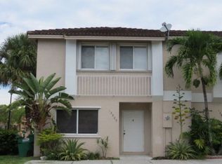 13929 SW 176th Ln, Miami, FL 33177