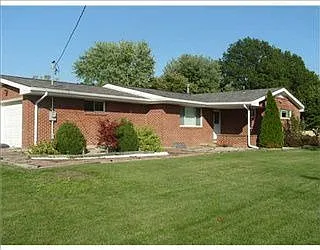 812 McGovern Rd photo 1