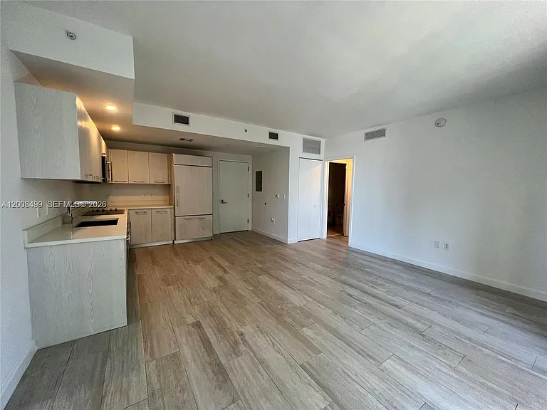 55 SW 9th St #2702 — Photo 7
