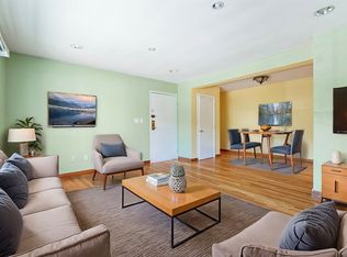 116 Bradlee St APT 4, Hyde Park, MA 02136
